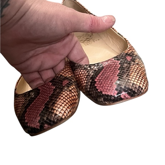 Vince Camuto Bicanna brown pink snake print leather square toe ballet flats - Picture 3 of 9